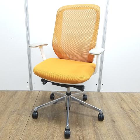【中古】シルフィーメッシュ  オカムラ（okamura） 肘付ハイバックチェア