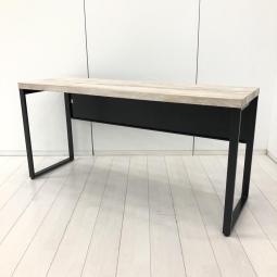 【希少在庫入荷！】【トレンドの木目仕様】スタイリッシュなデザイン！ローカウンターが入荷！ 
■オカムラ/アルトピアッツァ/天板カラー:ビンテージエルム 脚カラー:ブラック　幅1500㎜ 奥行450㎜ 高さ720㎜　カウンターテーブル