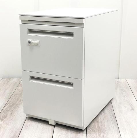 【中古】STワゴンシリーズ 5-118-5810　　ST-A4-3-650DN OW ウチダ（UCHIDA) ワゴン3段