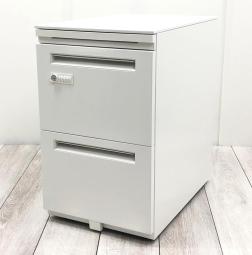 【ダイヤル錠タイプで鍵を持ち歩く手間なし!】■内田洋行(UCHIDA) STシリーズ 3段ワゴン H650mm ホワイト ※非常解錠キーは別途見積可能です 【フリアド用ワゴン】【ハイワゴン】A01095925