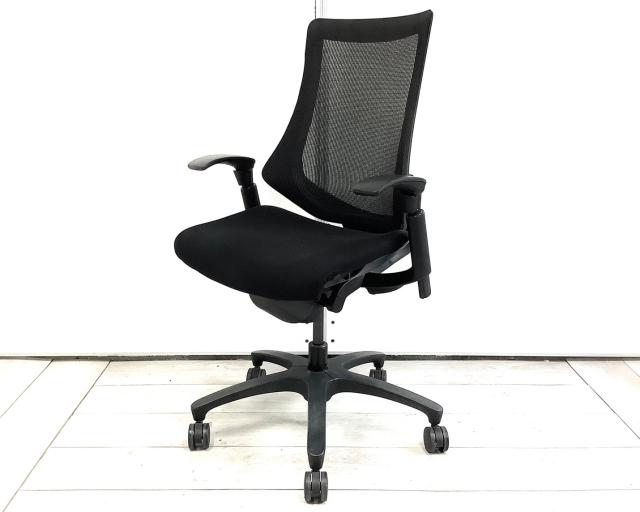 【中古】エフメッシュ  イトーキ（ITOKI） 肘付ハイバックチェア