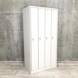 【個人の衣服や荷物をしっかり管理！使い勝手の良い4人用ロッカー】■オカムラ（okamura）製　FZシリーズ　4人用更衣ロッカー　■ライトスモーク色　■シリンダー錠