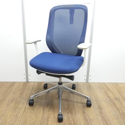 【中古】シルフィーメッシュ  オカムラ（okamura） 肘付ハイバックチェア