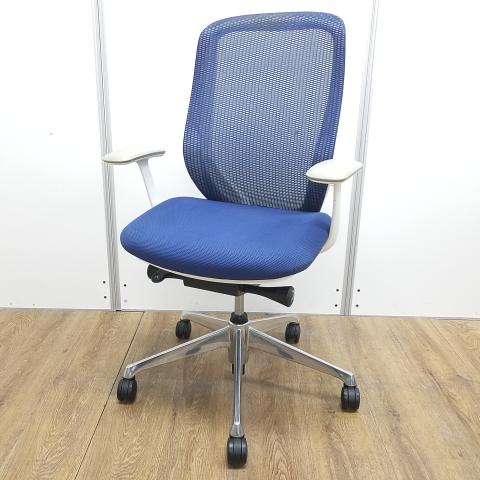 【中古】シルフィーメッシュ  オカムラ（okamura） 肘付ハイバックチェア