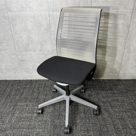 【中古】シンクチェア（新モデル）  Steelcase（スチールケース） 肘無ハイバックチェア