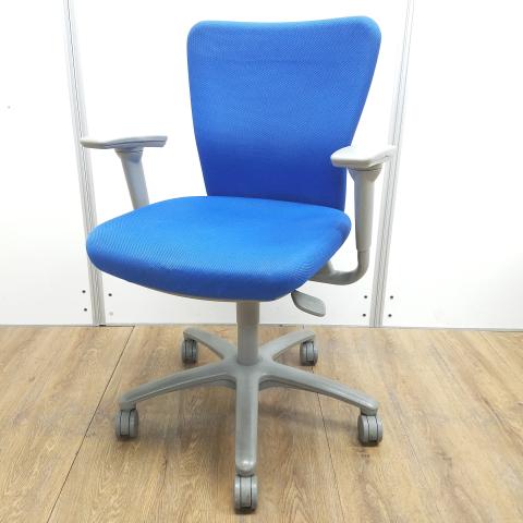 【中古】カロッツァチェア  オカムラ（okamura） 肘付ローバックチェア