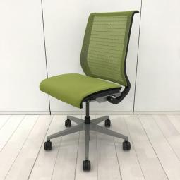 【在庫入替セール品！】体の負担を軽減させる高級チェア入荷！ワイヤー構造が体にフィット！
■スチールケース/シンク/グリーン
