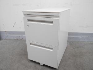 【品薄なワゴン、しかも人気のホワイト!】内田洋行製・スカエナシリーズ入荷致しました!(T9)