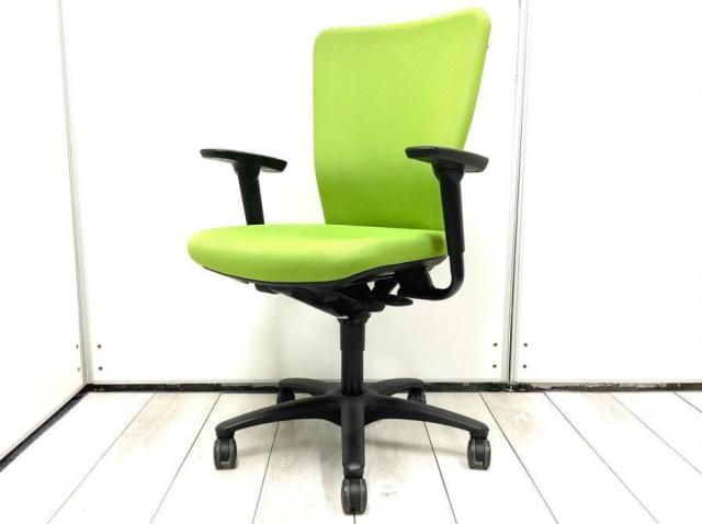【中古】カロッツァチェア CK96ZR FS15 オカムラ（okamura） 肘付ハイバックチェア
