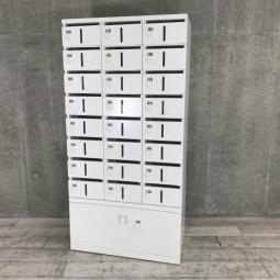 9月末入荷予定！【24名用のメールボックス＋1ラテ！貴重品管理にオススメ！】■オカムラ製　24名用のメールボックス＋1ラテ　■ホワイト　■ダイヤル錠