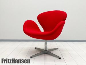 Fritz Hansen フリッツハンセン　アルネ・ヤコブセン　スワンチェア　レッド　北欧