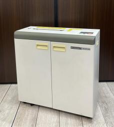 【キズ有のため特価ご奉仕！】（K9）■明光商会製　ID31SRM　オフィスシュレッダー　■裁断枚数最大約26枚【デスクサイド配置OK！　コンパクトでかなり便利！】