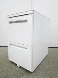 A4ファイルの収納にもオススメ！ホワイトワゴン入荷！｜起業　拠点開設　移転