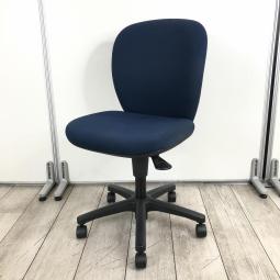 【在庫入替セール】イトーキ　リエット　肘無しローバックチェア　定番オフィスチェア　ネイビーブルー×ブラックフレーム【愛知・名古屋・豊田・静岡・浜松】