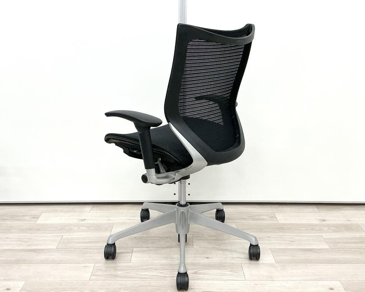 中古】バロンメッシュチェア CP83DR FDF1 オカムラ/okamura 肘付ロー