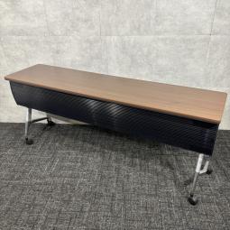 【中古】S001744-0030A ウチダ スタックテーブル W1800！ブラウンカラーで落ち着いた印象の会議用テーブル！ミーティングや打ち合わせに使いやすい大型サイズです！/福岡で中古オフィス家具、会議用テーブルをお探しならオフィスバスターズ福岡博多店へお気軽にお問い合わせください！　#会議用テーブル　#スタックテーブル　#中古ウチダ　#ミーティングテーブル　#W1800