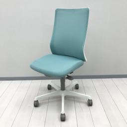 【腰まわりをしっかりホールド！長時間作業も快適フィット！】■オカムラ（okamura）製　フルーエントチェア（Fluent）　ハイバック　肘無し　■背面メッシュ　■セージ×ホワイトシェル