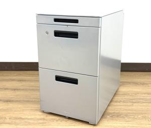 シルバーカラーでオフィスをスタイリッシュに！A4ファイルを2段収納可能なワゴンが入荷！
■コクヨ/GT/シルバー　フリーアドレスデスクにもおすすめ！