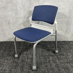 【ロット入荷】【中古】MF-180C ウチダ スタッキングチェア！ブルーカラーで使いやすく、複数台導入におすすめのミーティングチェアです！/福岡で中古オフィス家具、ミーティングチェアをお探しならオフィスバスターズ福岡博多店へお気軽にお問い合わせください！　#ミーティングチェア　#スタッキングチェア　#中古ウチダ　#ブルー　#ロット商品