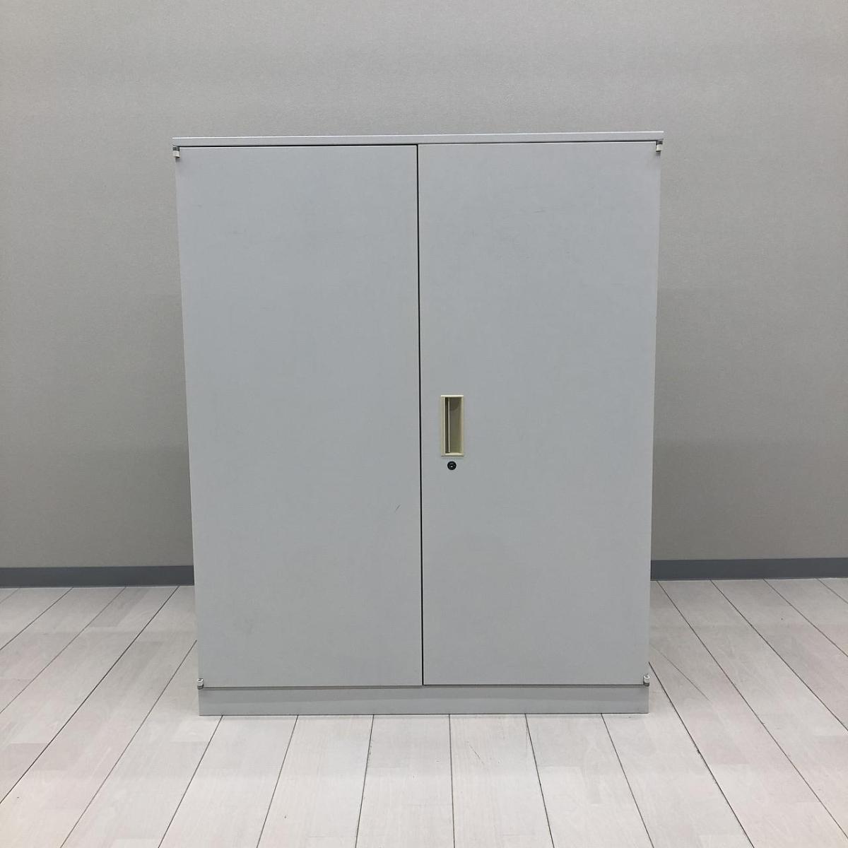 【残1】ウチダ スチール製 天板付き キャビネット 書庫 中古】BEストレージ ウチダ/UCHIDA ローキャビネット／両開き 618422
