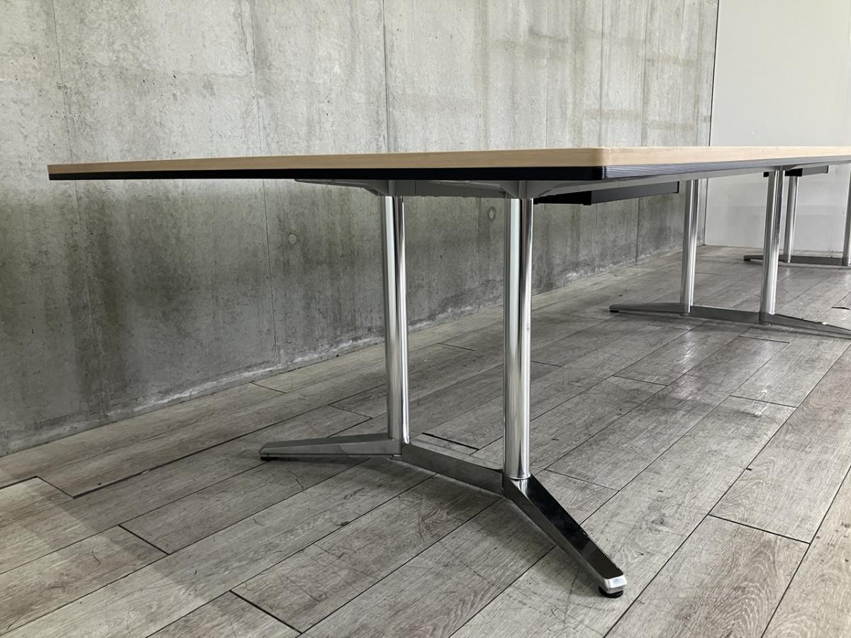 WOOUF! BARCERONA クッション２個 ラジカセ ターンテーブル 中古 中古】ラティオⅡ 4L2B7Q MR77 オカムラ/okamura ミーティングテーブル
