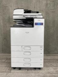 オススメ/人気/定番　リコー製　カラー複合機　IMC3500　■サクサク印刷！毎分35枚出力！　■メンテナンス実施で安心してご利用頂けます！