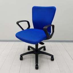【オフィスの王道チェア！分厚いクッションとシンプルで使いやすい操作性！】■オカムラ(okamura)製　カロッツァ(Carrozza)チェア　肘付　ローバック　クッションタイプ　■サークル肘　■ブルー×ブラックシェル