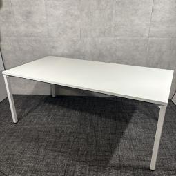 【2025年製】【中古】MTT-JT189MAW コクヨ「JUTO」ミーティングテーブル！ホワイトカラーで会議や打ち合わせに使いやすいテーブルです！/福岡で中古オフィス家具、ミーティングテーブルをお探しならオフィスバスターズ福岡博多店へお気軽にお問い合わせください！　#ミーティングテーブル　#会議用テーブル　#中古コクヨ　#JUTO　#ホワイト