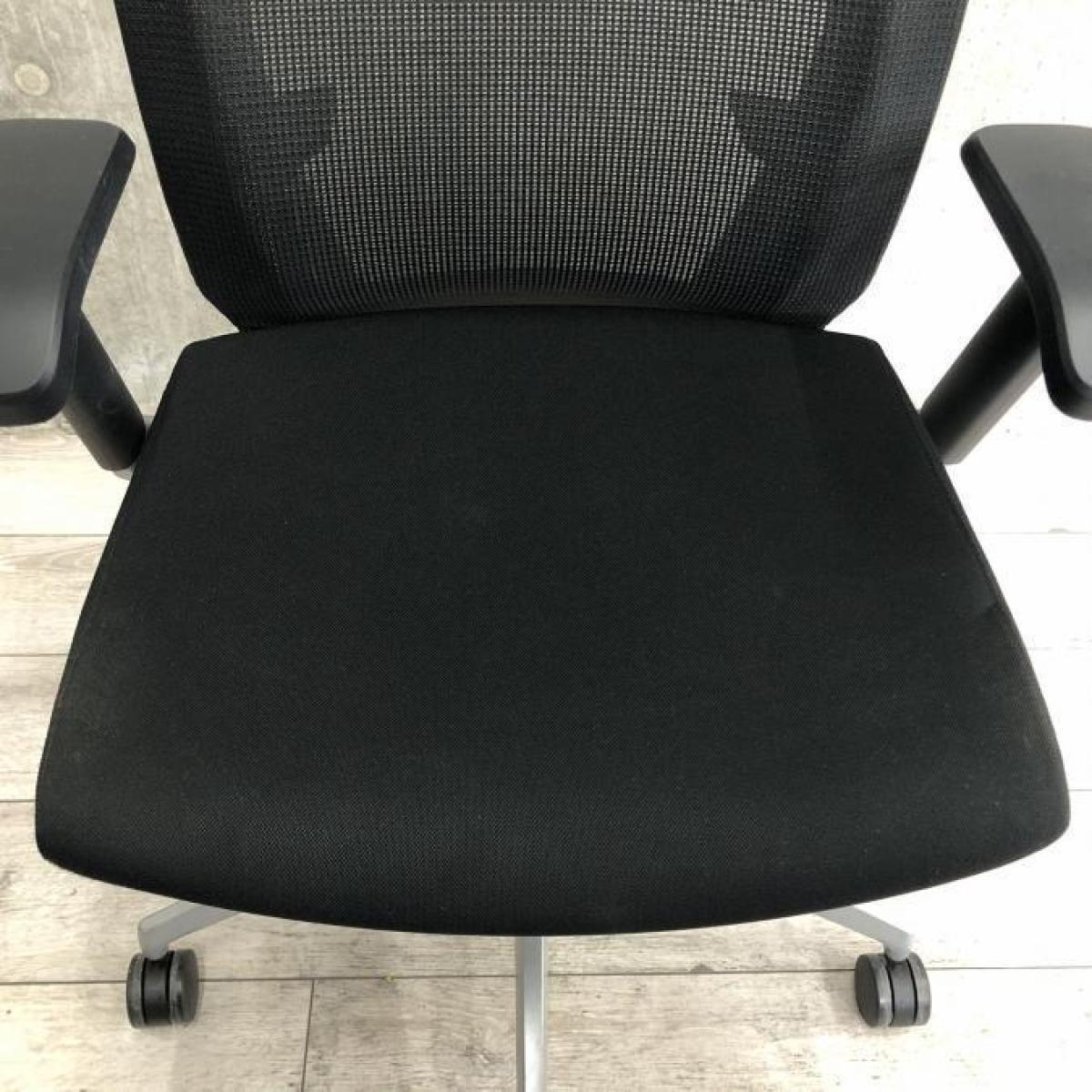 中古】ヴェントチェア イトーキ/ITOKI 肘付ハイバックチェア 618905