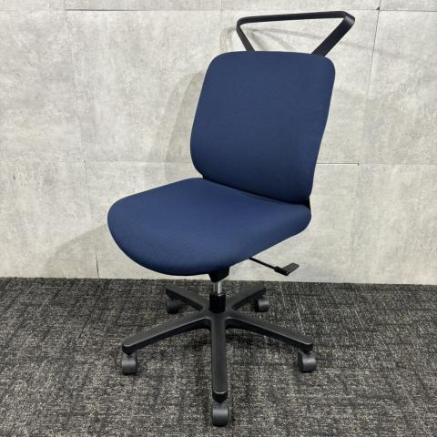 【中古】トルテR KZ-240GBHT1B2 イトーキ（ITOKI） 肘無ローバックチェア
