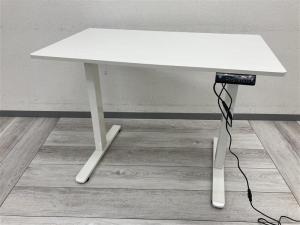 【アスカ】【電動昇降デスク】昇降デスクが入荷しました！　アスカ(Asmix)製の電動昇降デスクのご案内になります。
※こちらの商品は新品でのご案内も可能です。　お気軽にご相談ください。〈岐阜・愛知・三重・静岡・福井〉