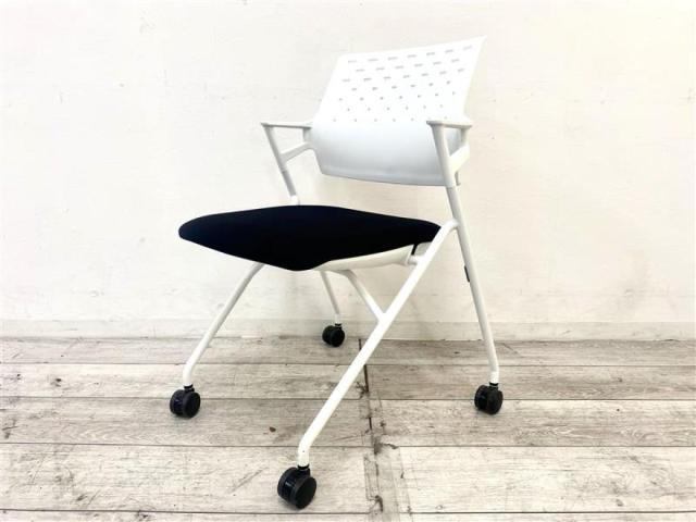 【中古】ピエガ  コクヨ（KOKUYO） ネスティングチェア