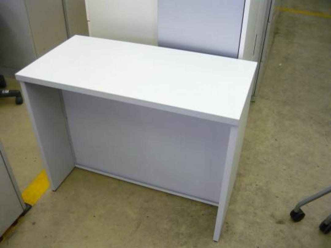 ■ミニローカウンター　ちょっとした作業台、受付台にもＯＫ！　ホワイト
                                    中古
            
