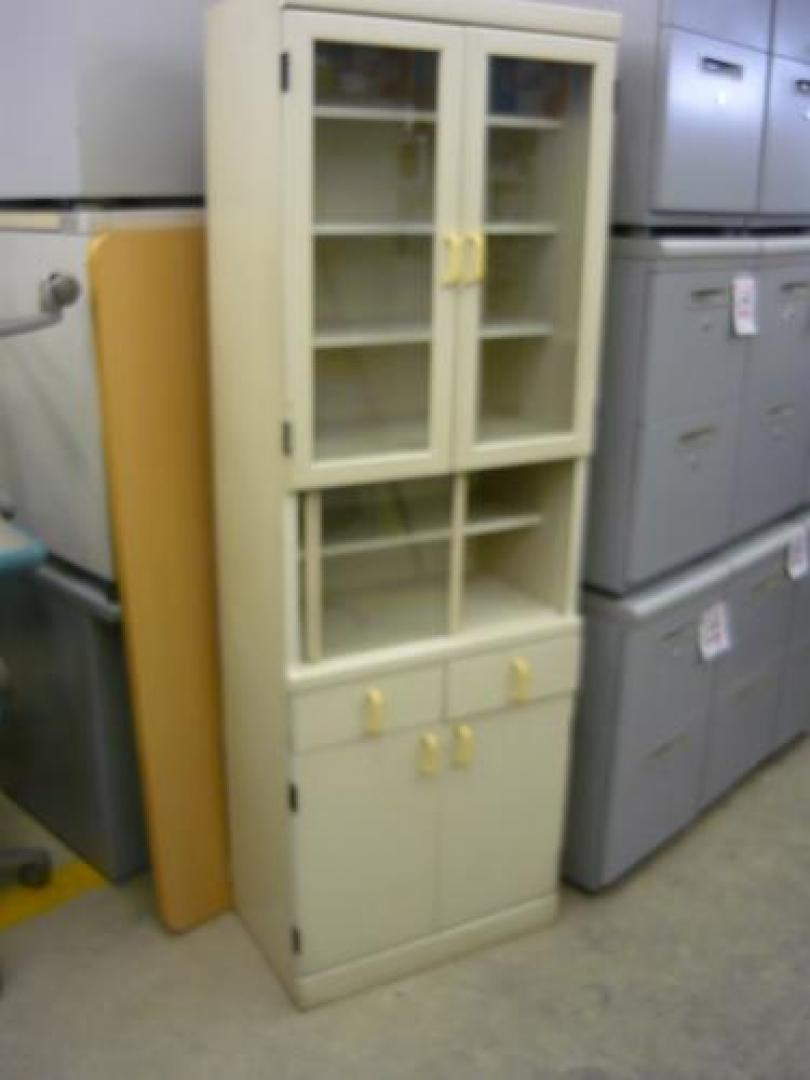 ■隠れた特価品！　キッチンキャビネット　
                                    中古
            