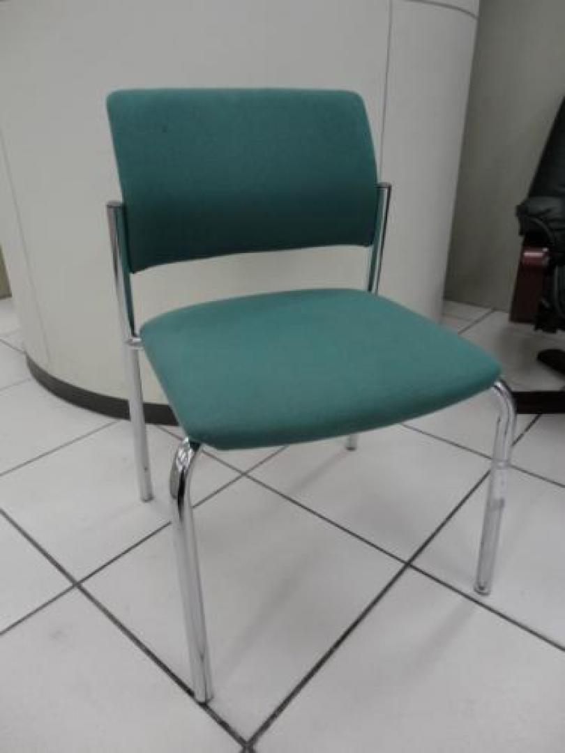 ■コクヨ製　スタッキングチェア【会議チェア】
                                    新古品
            