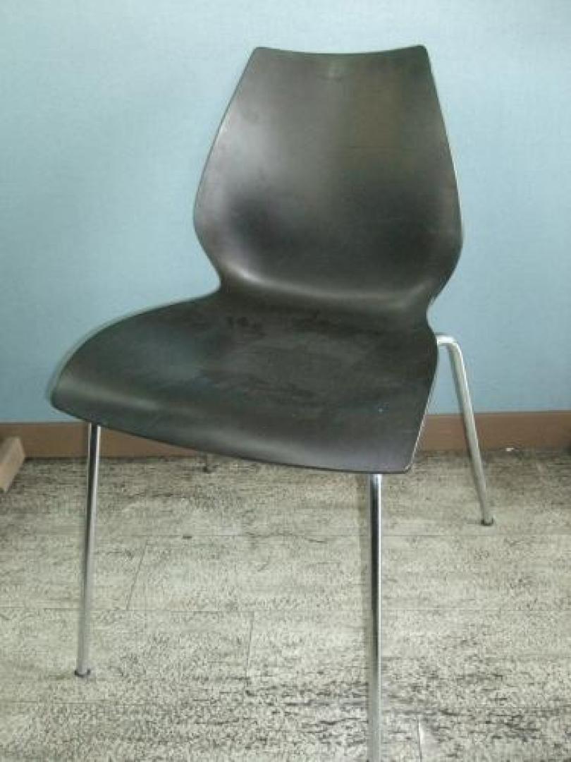 ☆★　カルテル　マウイチェア　ブラック　3脚セット　【セット商品】　☆★【会議チェア】
                                    中古
            