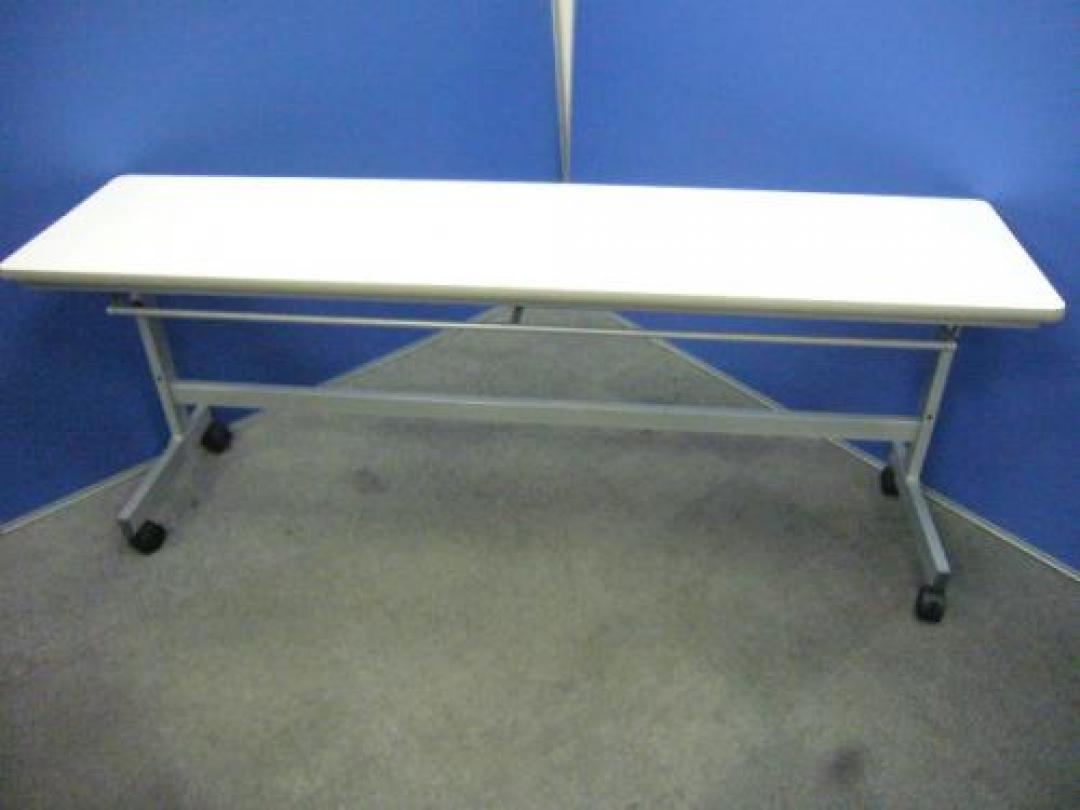 大量入荷！！　W1800のサイドスタック　ホワイトカラー
                                    中古
            