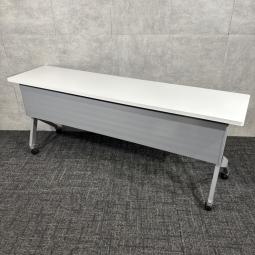 【中古】81F1AA MG99 オカムラ「フラプター」スタックテーブル W1800！ホワイトカラーで使いやすく、会議や打ち合わせにおすすめのミーティングテーブルです！/福岡で中古オフィス家具、ミーティングテーブルをお探しならオフィスバスターズ福岡博多店へお気軽にお問い合わせください！　#スタックテーブル　#ミーティングテーブル　#中古オカムラ　#フラプター　#W1800