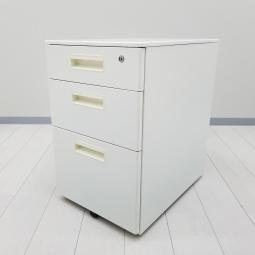 【デスク下の収納・書類管理に！使いやすさ抜群の３段ワゴン！！】　■3段ワゴン　　W400×D555×H650㎜　■シリンダー錠　■ホワイト　【弊社使用欄：A01097295】