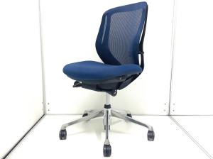 【入荷後即完売の人気チェア入荷！】【在庫入替セール】オカムラ（okamura）シルフィチェア　メッシュ仕様　■色：ブルー　肘無し(T10)