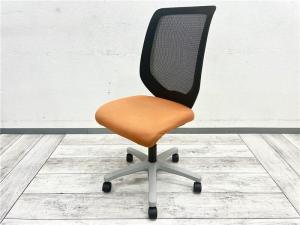 【コスパの良いメッシュチェア！お値段以上のデザインと座り心地！】■イトーキ(ITOKI)製　コルトチェア(colt)　■背面メッシュ　■ハイバック　■座面オレンジ×背面ブラック#岐阜 #愛知 #三重 #静岡 #福井 #石川 #富山 #滋賀