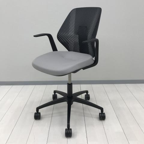 【中古】キュアチェア KG-965PV-TTW6 イトーキ（ITOKI） ミーティングチェア