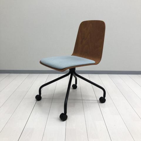 【中古】ノットワーク KLL-125C-TTS5 イトーキ（ITOKI） ミーティングチェア