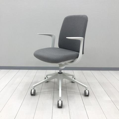 【中古】ライブス エントリーチェア CD23WW FXW1 オカムラ（okamura） 肘付ローバックチェア
