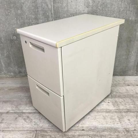【中古】BS+  コクヨ（KOKUYO） 脇机2段