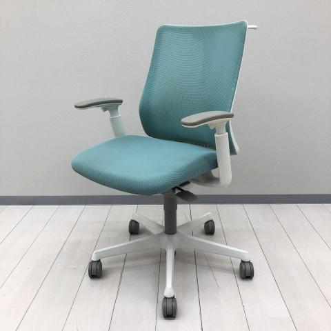 【中古】フルーエントチェア CB82WW FKA6 オカムラ（okamura） 肘付ハイバックチェア