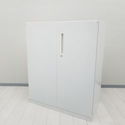 【在庫入替セール品！（本在庫限定価格）】【オフィスに合わせやすい、使いやすいローキャビネット！】■ウチダ(UCHIDA)製　ハイパーストレージ(HS)シリーズ　両開き（観音開き）タイプ書庫　ローキャビネット　W900mm×D450ｍｍ　■ベース付き　■シリンダー錠　■ホワイト【弊社使用欄：A01082116】【HU】