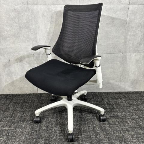【中古】エフメッシュ KF-370JB-W9T1 イトーキ（ITOKI） 肘付ハイバックチェア