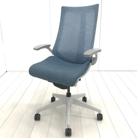 【在庫入替セール品】希少/レア/おすすめ　■イトーキ(ITOKI)製　アクト(Act)チェア　肘付き　ハイバック　背面メッシュ　■固定肘　■ダックブルー×ホワイトシェル　※肘スレ有