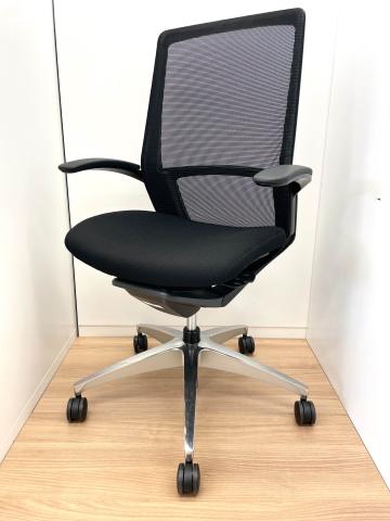 【中古】フィノラ ポリッシュ  オカムラ（okamura） 肘付ハイバックチェア